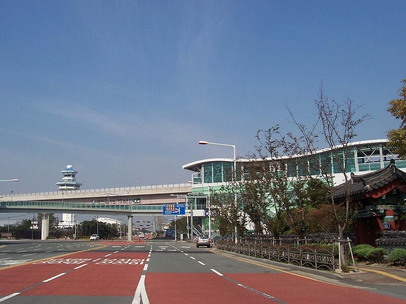 sân bay Busan