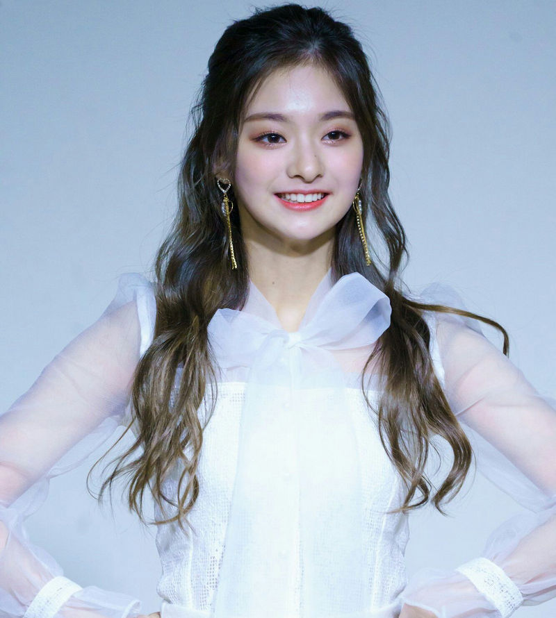 nagyung-Fromis-9