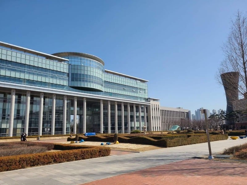 Đại học Incheon học phí chuyên ngành