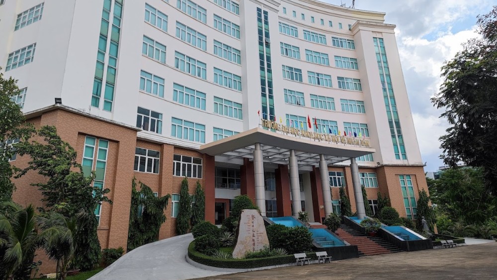 Trường Đại học Khoa học Xã hội nhân văn - thành phố HCM