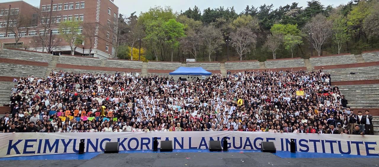 SUNNY tham dự lễ khai giảng hệ tiếng của đại học keimyung